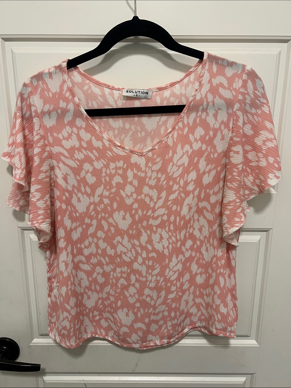 Solution Coral-White Printed Flutter Sleeve Blouse